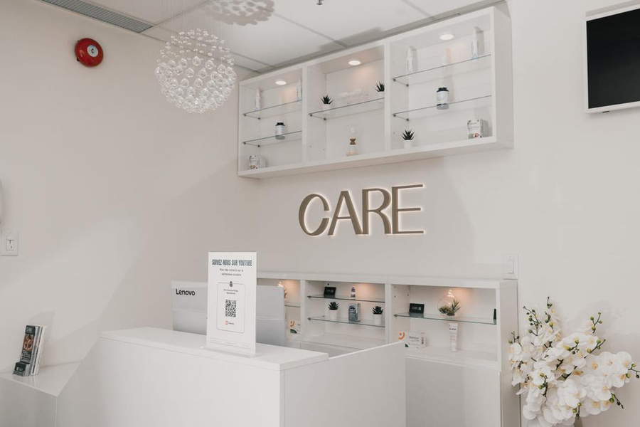 Photo de couverture de CARE - Clinique de Sécheresse Oculaire